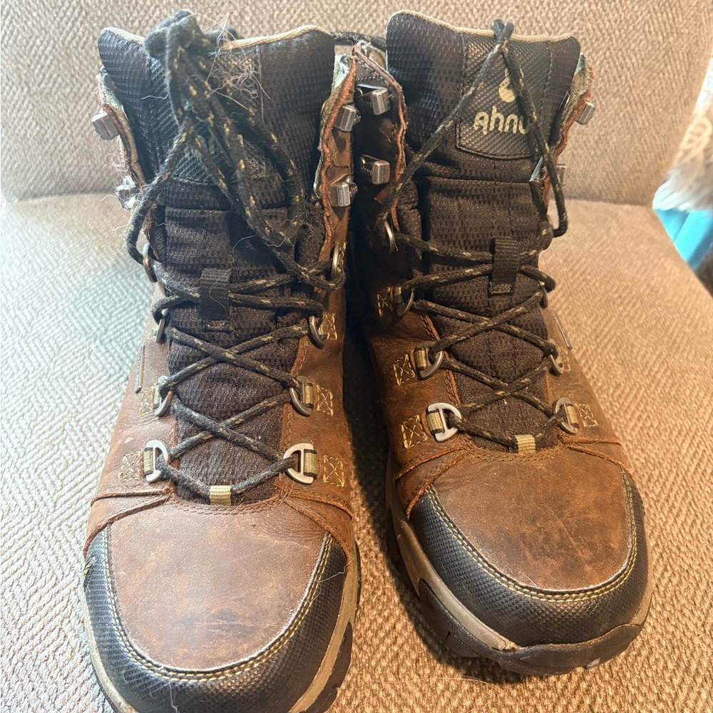 Ahnu Men's Brown and Black Outdoor Boots